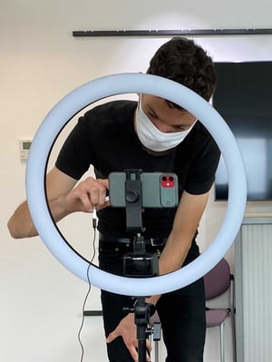 nicolas-apprenti-communication