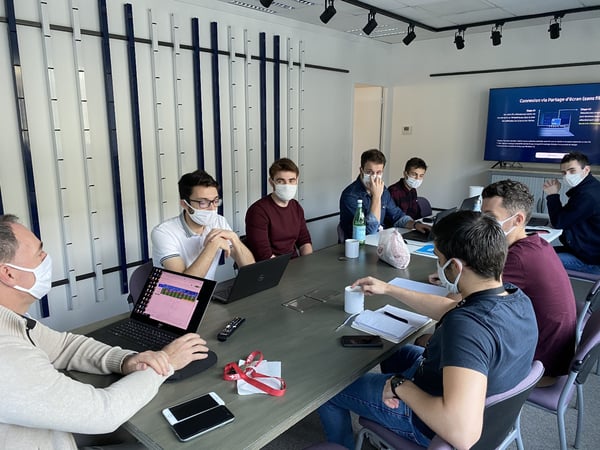 reunion-equipe-masque-Dilepix